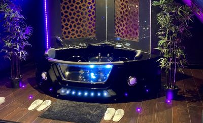 The Copper Crib Feature Bath